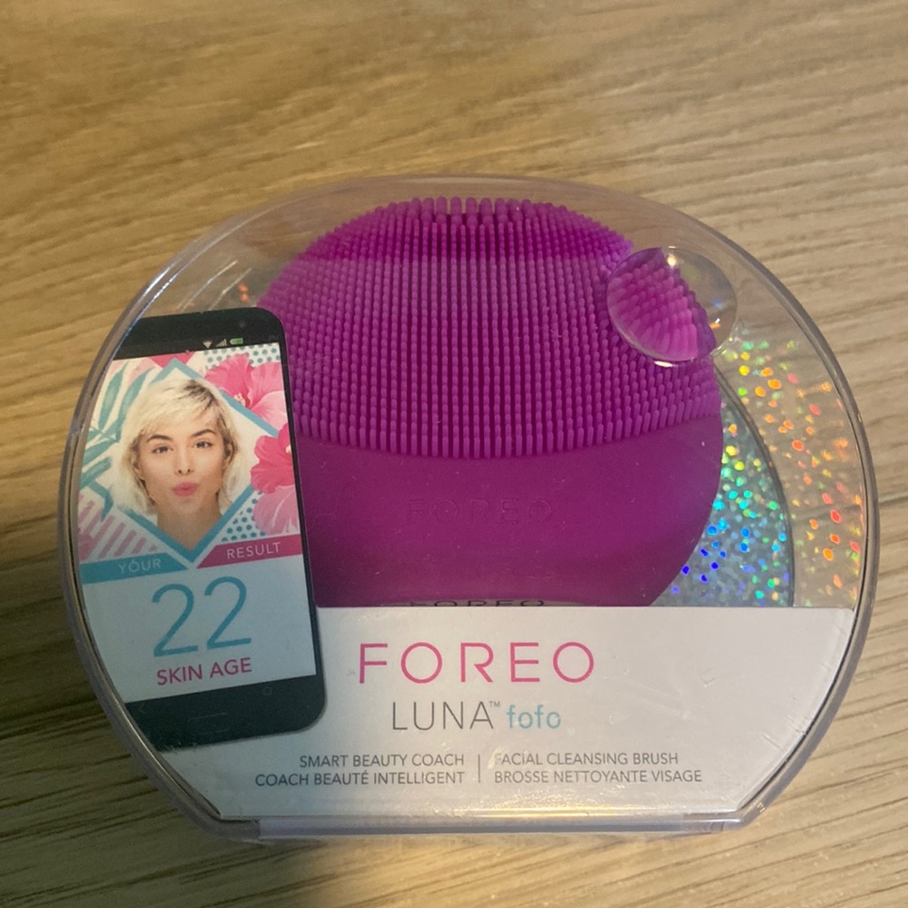 FOREO LUNA fofo Facial Cleansing Brush *Purple. New